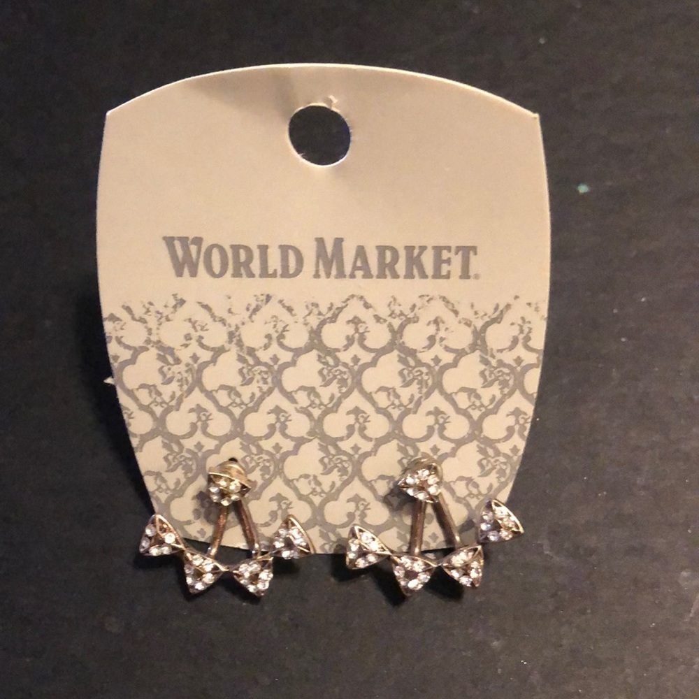 Nwt world market triangular drop rhine stone earrings​